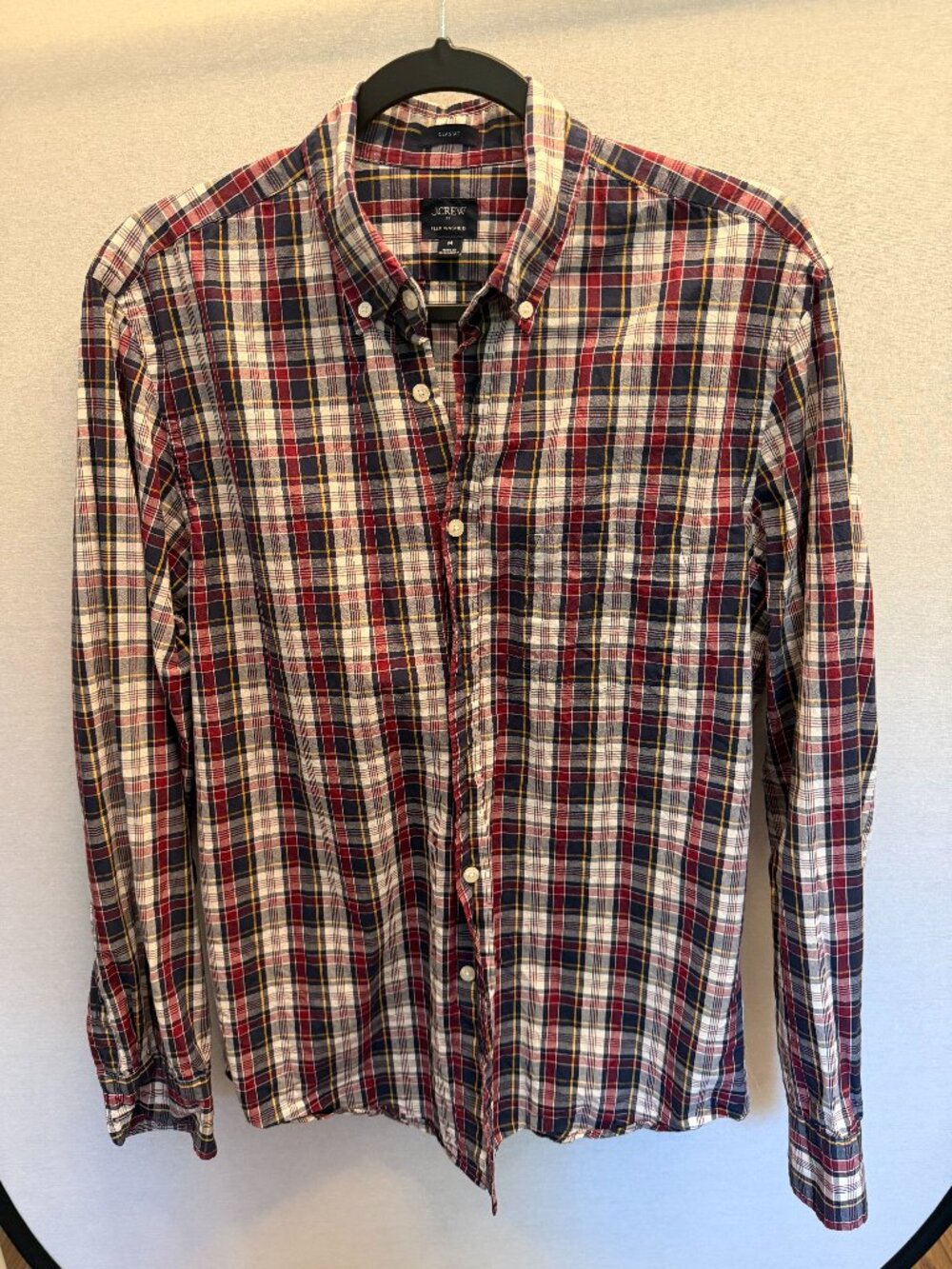 J.Crew Classic Fit Flex Washed Men’s Medium Red Navy Plaid Button Down